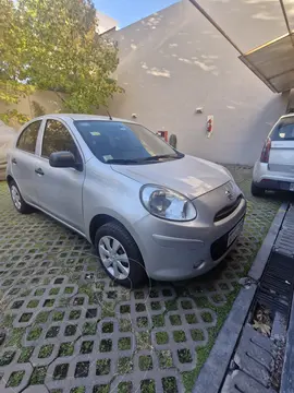 Nissan March Active usado (2016) color Gris precio $13.500.000