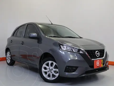 Nissan March Sense  AT usado (2022) color Gris financiado en cuotas(cuota inicial $1.000.000 cuotas desde $1.236.000)