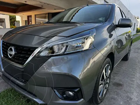 Nissan March Exclusive Aut usado (2024) color Gris precio $295,000