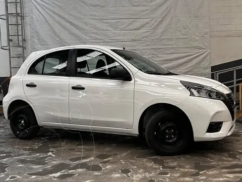 Nissan March Sense usado (2023) color Blanco financiado en mensualidades(enganche $115,623 mensualidades desde $5,046)
