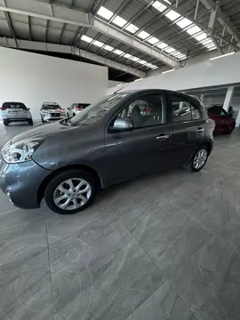Nissan March Advance usado (2020) color Plata precio $215,000