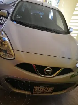 Nissan March Sense usado (2019) color Plata precio $180,000