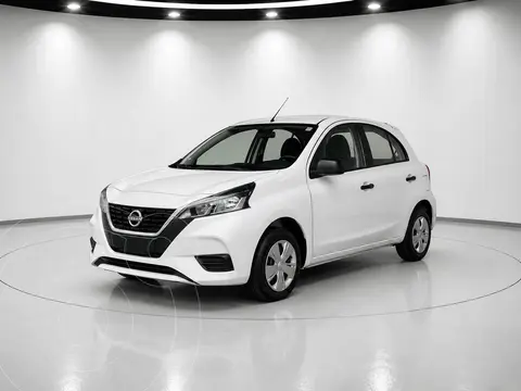 Nissan March Sense Aut usado (2023) color Blanco precio $208,000