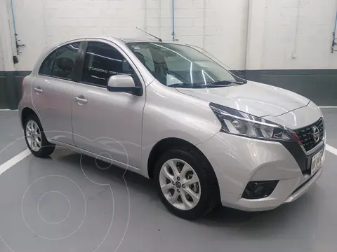 Nissan March Advance usado (2023) color plateado financiado en mensualidades(enganche $106,590 mensualidades desde $4,485)