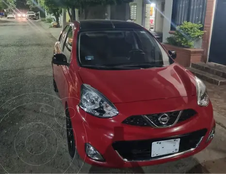 Nissan March Exclusive Aut Bi-tono usado (2020) color Rojo precio $225,000