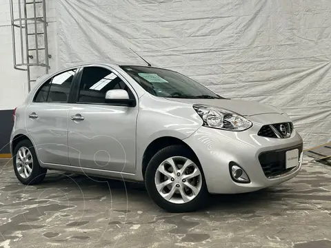 Nissan March Advance usado (2018) color plateado precio $189,000