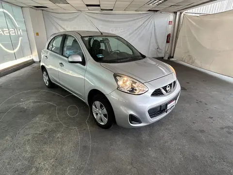 Nissan March Sense usado (2017) color plateado precio $155,800