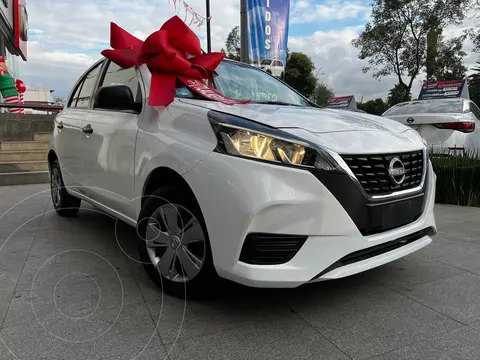 Nissan March Sense Aut usado (2023) color Blanco precio $275,000