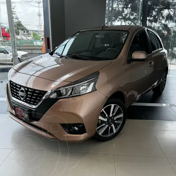 Nissan March Exclusive usado (2022) color rosa financiado en mensualidades(enganche $74,938 mensualidades desde $5,730)