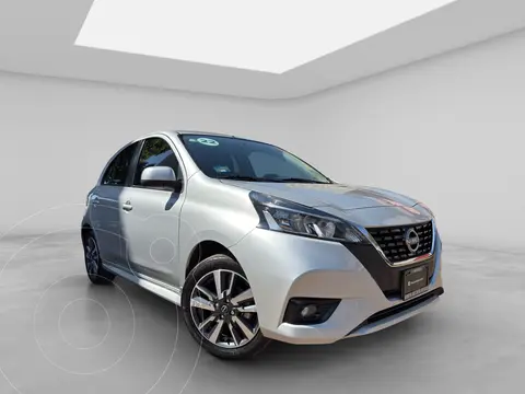 Nissan March Exclusive usado (2022) color plateado precio $230,000