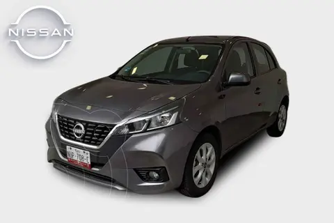 Nissan March Advance usado (2022) color Gris precio $230,000