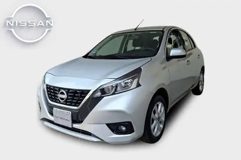 Nissan March Advance usado (2022) color Plata precio $257,000
