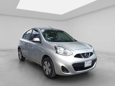 Nissan March Sense usado (2020) color plateado precio $195,000