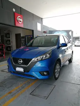 Nissan March Advance usado (2022) color Azul Electrico financiado en mensualidades(enganche $53,000)