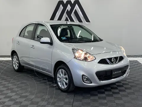 Nissan March Advance usado (2020) color plateado precio $209,999