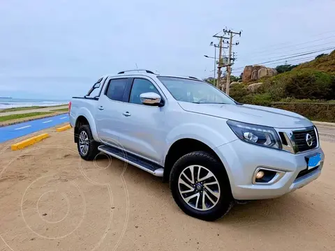Nissan Navara 2.3D DC LE 4x4 Aut usado (2021) color Gris precio $19.800.000