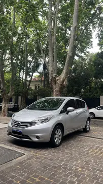 Nissan Note Sense CVT usado (2017) color Gris precio $15.800.000