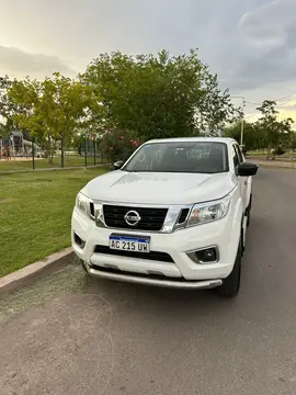 Nissan NP 300 Frontier SE 4x2 usado (2018) color Blanco precio u$s18.000