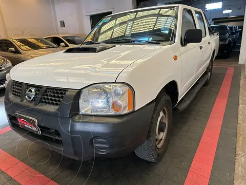 Nissan NP 300 Frontier 2.5 usado (2011) color Blanco precio $3.200.000