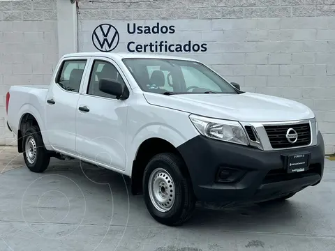 Nissan NP300 Doble Cabina SE A/A Paq. de Seg. usado (2020) color Blanco precio $358,000