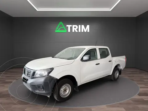 Nissan NP300 Doble Cabina SE A/A Paq. de Seg. usado (2019) color Blanco precio $232,900