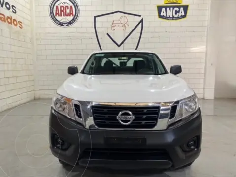 Nissan NP300 Doble Cabina SE A/A Paq. de Seg. usado (2020) color Blanco precio $289,000