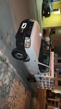 Nissan NP300 Doble Cabina S usado (2015) color Blanco precio $221,000