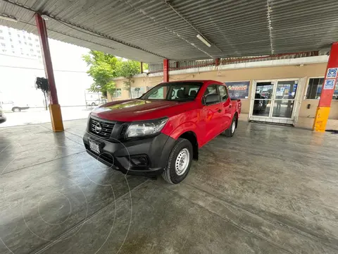 Nissan NP300 Doble Cabina S usado (2016) color Rojo precio $273,000