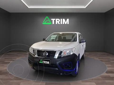 Nissan NP300 Doble Cabina SE A/A Paq. de Seg. usado (2019) color Blanco precio $269,999