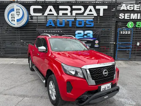Nissan NP300 Frontier LE A/A usado (2023) color Rojo financiado en mensualidades(enganche $111,980 mensualidades desde $11,671)