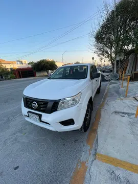 Nissan NP300 Frontier Doble Cabina S Diesel 4x4 A/A Paquete de Seguridad usado (2019) color Blanco precio $350,000