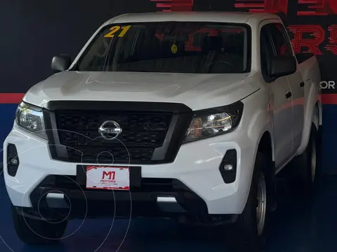 Nissan NP300 Frontier Doble Cabina S Diesel 4x4 A/A Paquete de Seguridad usado (2021) color Blanco precio $359,000