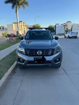 Nissan NP300 Frontier LE Midnight Edition A/A usado (2019) color Gris precio $420,000