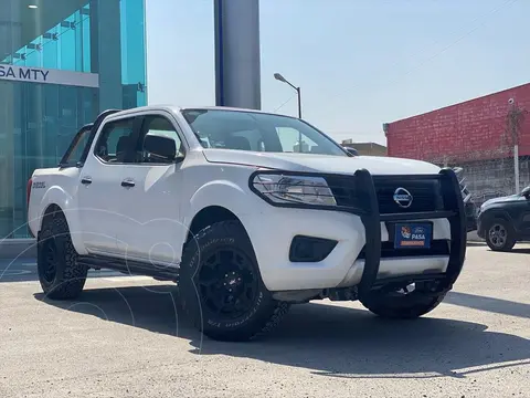 Nissan NP300 Frontier LE Diesel 4x4 A/A Aut usado (2018) color Blanco precio $280,000