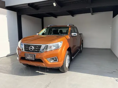 Nissan NP300 Frontier LE A/A usado (2016) color Naranja financiado en mensualidades(enganche $66,800)