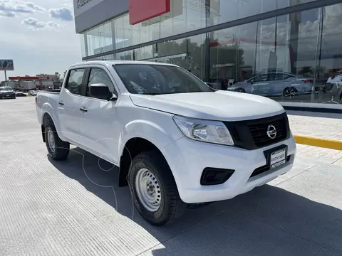 foto Nissan NP300 Frontier Doble Cabina Diesel 4x4 A/A Paquete de Seguridad financiado en mensualidades enganche $87,500 mensualidades desde $9,000