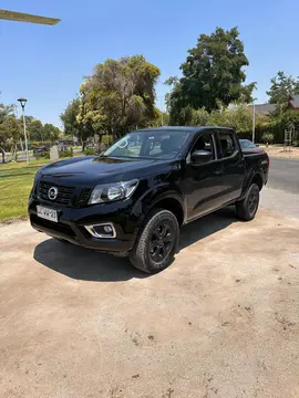 Nissan NP300 2.3L 4x4 C/D usado (2019) color Negro precio $15.500.000