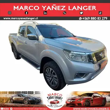 Nissan NP300 2.3L 4x4 C/D usado (2020) color Plata precio $16.000.000