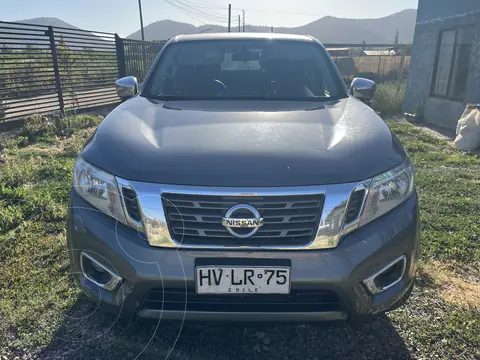 Nissan NP300 2.3L 4x4 C/D usado (2016) color Gris precio $10.490.000