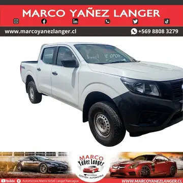 Nissan NP300 2.3L 4x4 C/D usado (2018) color Blanco precio $10.590.000