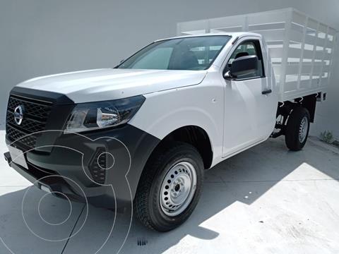foto Nissan NP300 2.5L Estacas Dh usado (2021) color Blanco precio $385,000