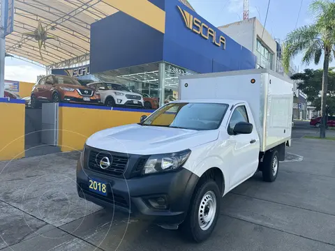 Nissan NP300 2.5L Chasis Cabina Dh Paquete de Seguridad usado (2018) color Blanco precio $339,600