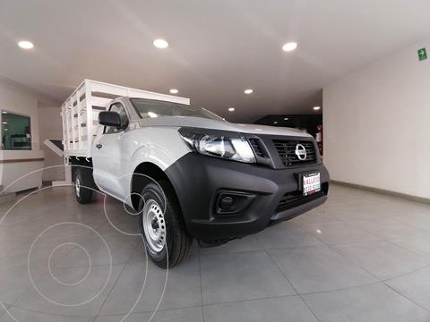 foto Nissan NP300 2.4L Estacas Dh Paquete de Seguridad usado (2020) color Plata precio $339,800