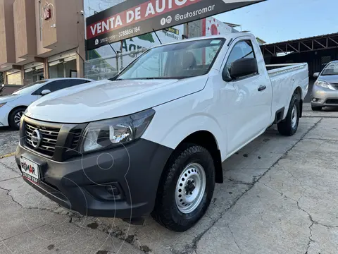 Nissan NP300 2.4L Pick-up Dh usado (2016) color Blanco precio $279,999