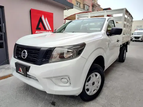 Nissan NP300 2.5L Estacas Dh A/A Paquete de Seguridad usado (2020) color Blanco precio $357,000