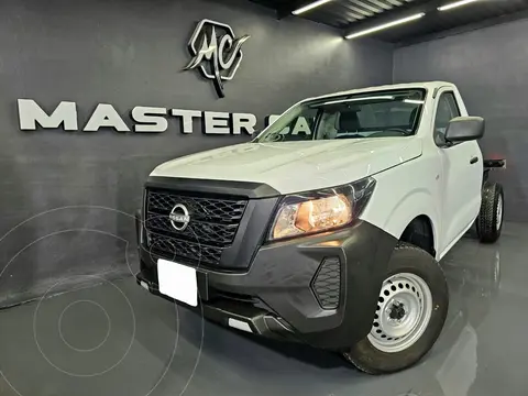 Nissan NP300 Chasis usado (2024) color Blanco precio $419,000