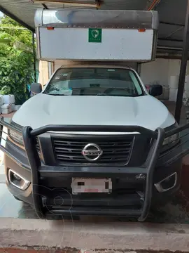 Nissan NP300 2.5L Chasis Cabina Dh A/A Paquete de Seguridad+VDC usado (2020) color Blanco precio $340,000