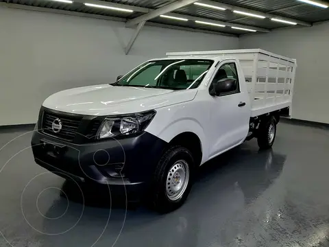 Nissan NP300 2.5L Estacas Dh A/A Paquete de Seguridad usado (2020) color Blanco precio $369,000