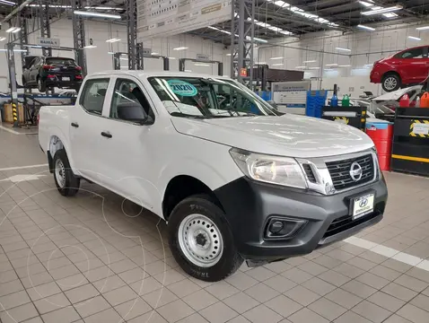 foto Nissan NP300 2.4L Doble Cabina SE A/A Paquete de Seguridad usado (2020) color Blanco precio $415,000