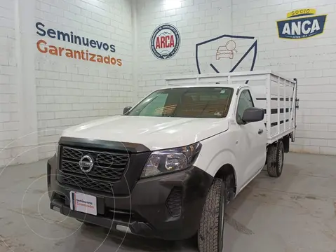 Nissan NP300 2.5L Estacas Dh A/A Paquete de Seguridad usado (2020) color Blanco precio $339,000